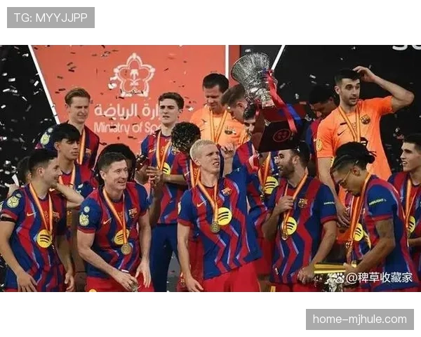 巴萨前场三叉戟重组,莱万居中奥尔莫拉菲尼亚分居两翼